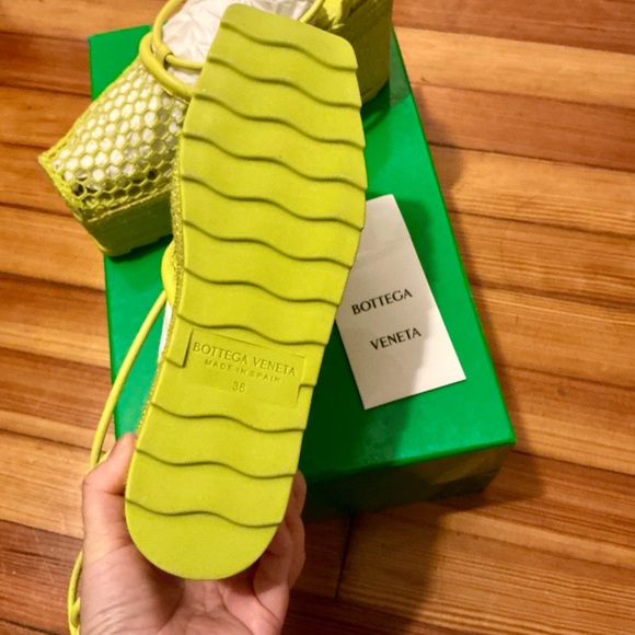Bottega Veneta Lime Wedge Sandals - Picture 3 of 6